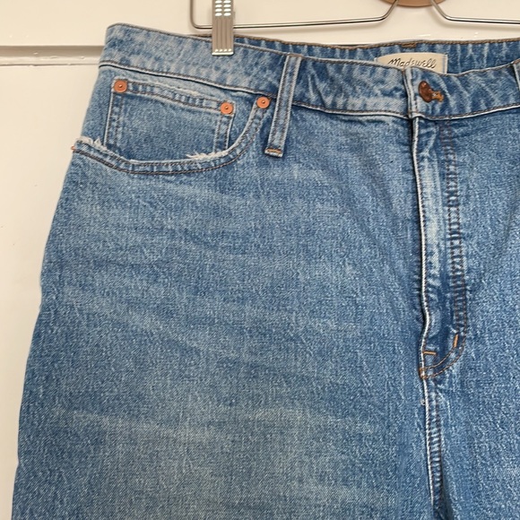 Madewell Petite Classic Straight Jeans in Corson Wash - Picture 4 of 8